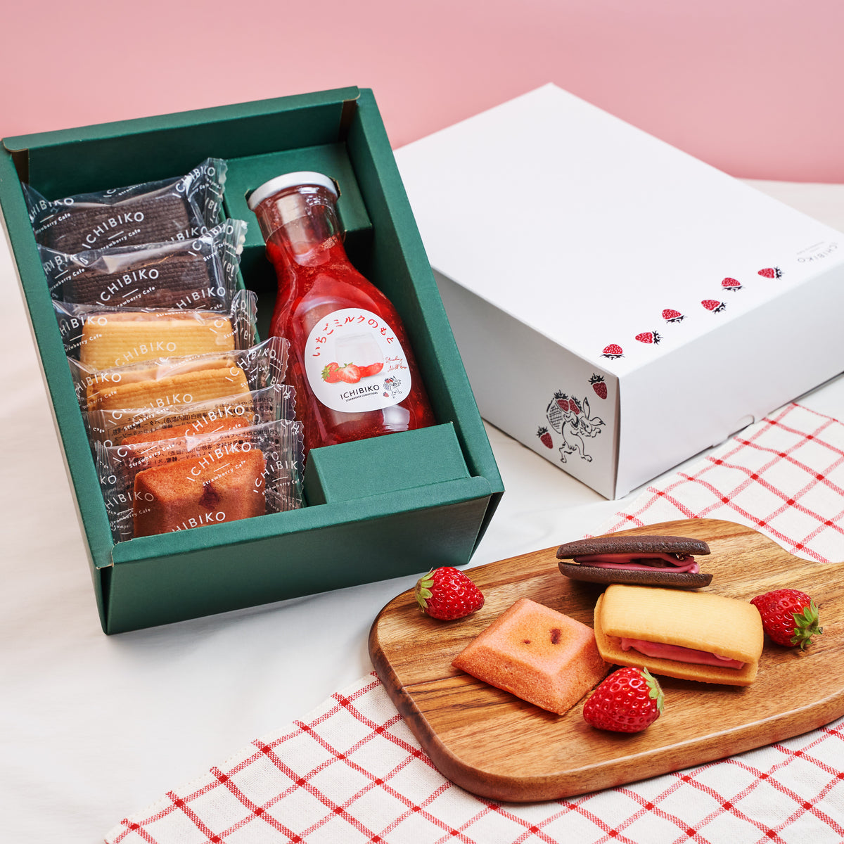 いちごミルクのもと&いちごの焼き菓子アソートBOX