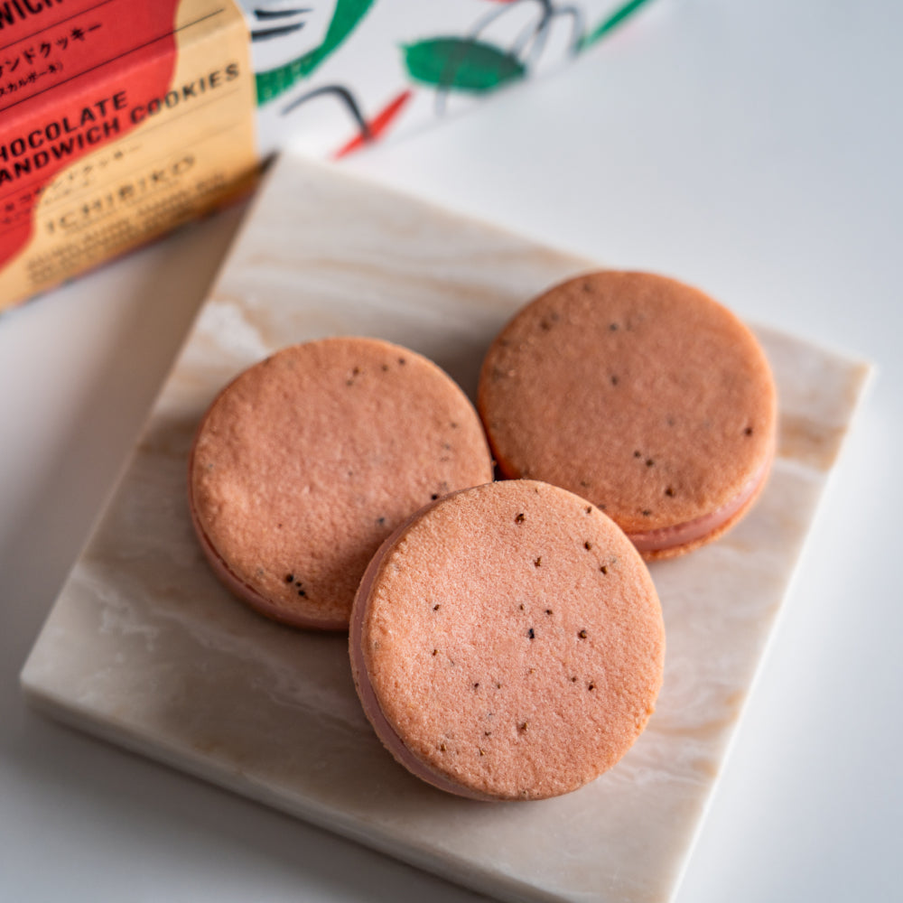 チョコサンドクッキー〈いちごマスカルポーネ〉12個入りBOX