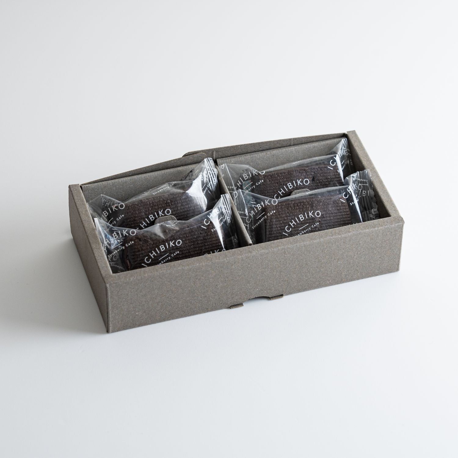 とっておき いちごバターサンド〈ココア〉(4個入り)