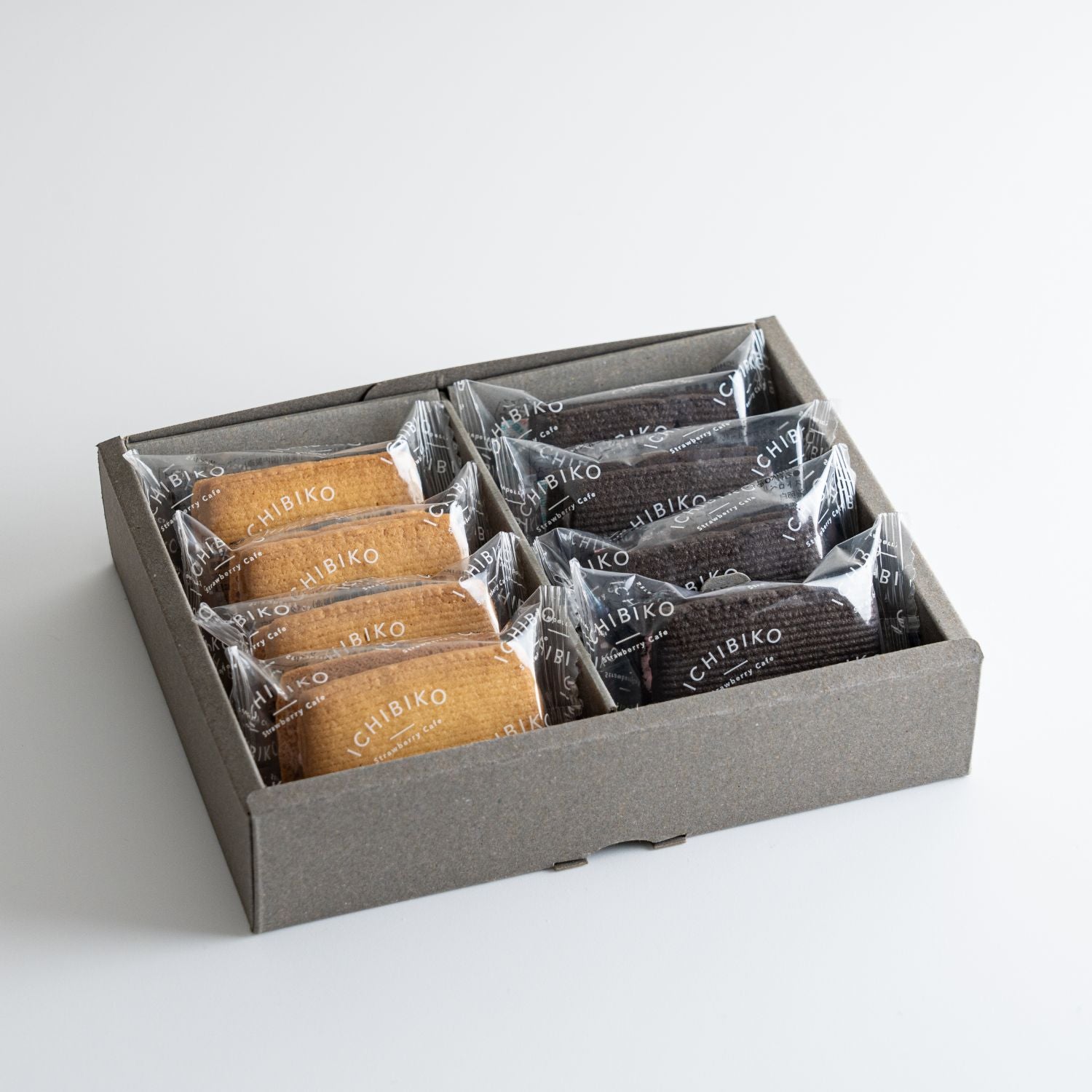 とっておき いちごバターサンド〈プレーン&ココア〉(各4個入り)